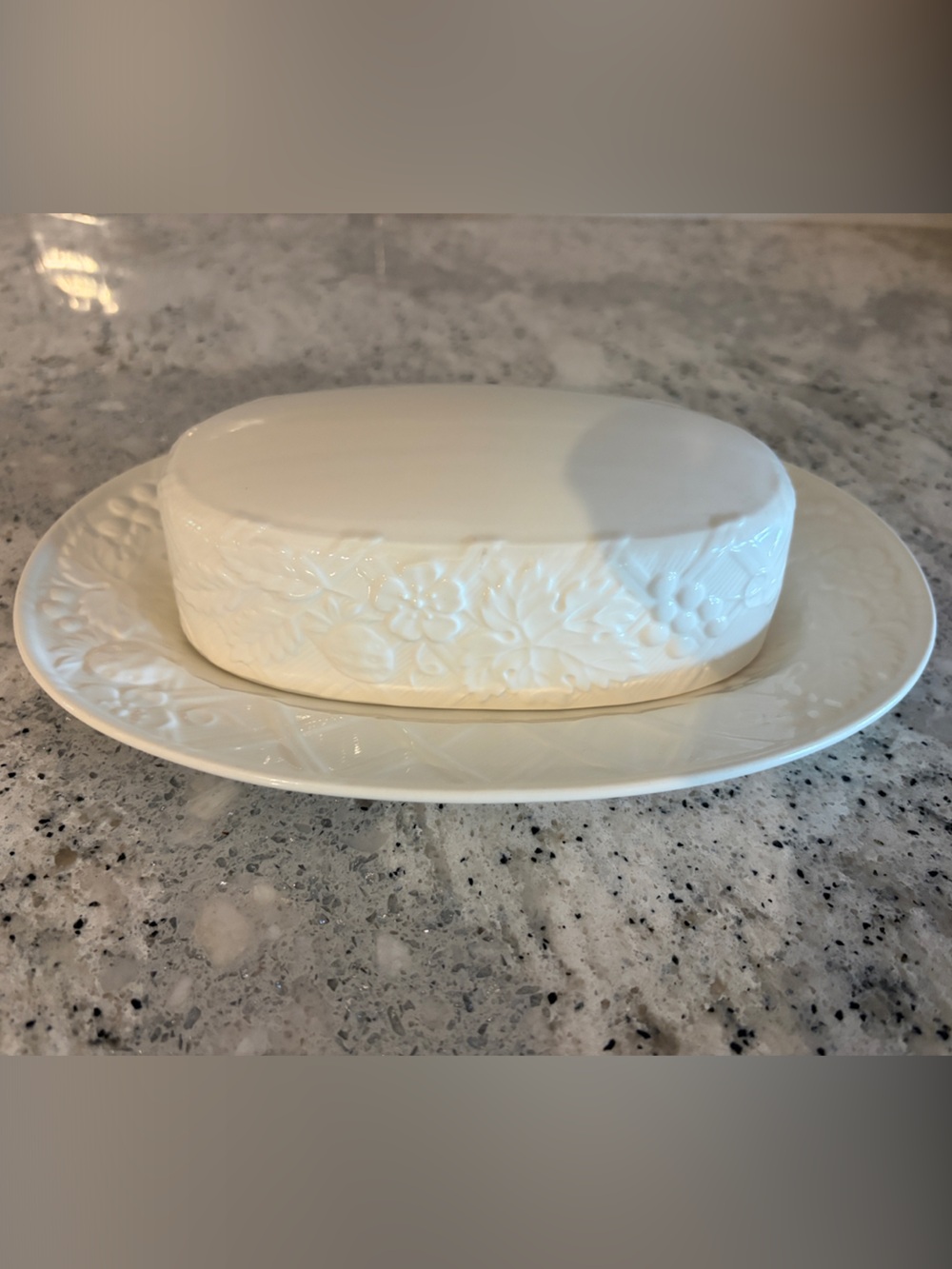 Mikasa English Countryside Ceramic Butter Dish